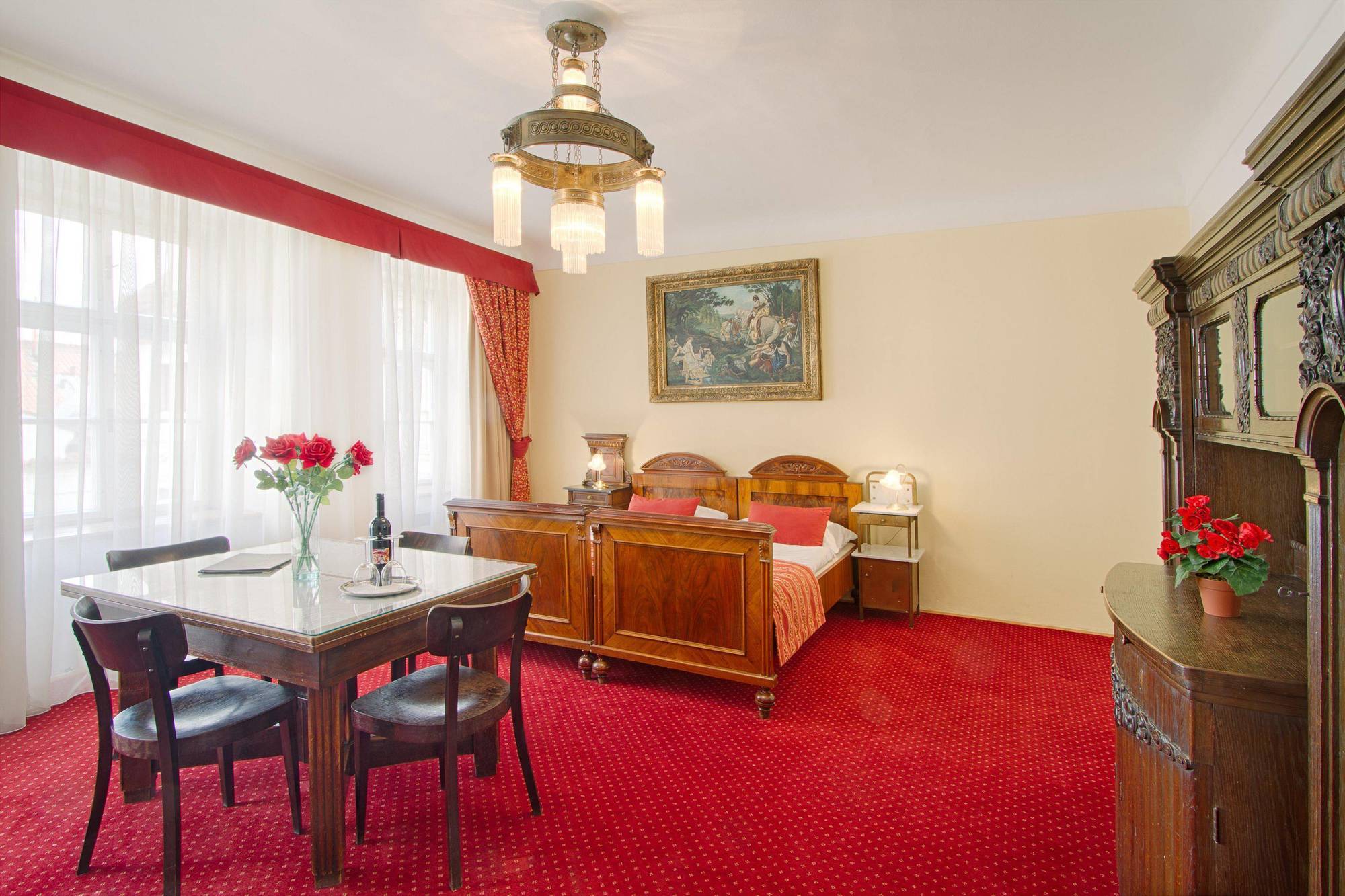 Waldstein 4* Prague